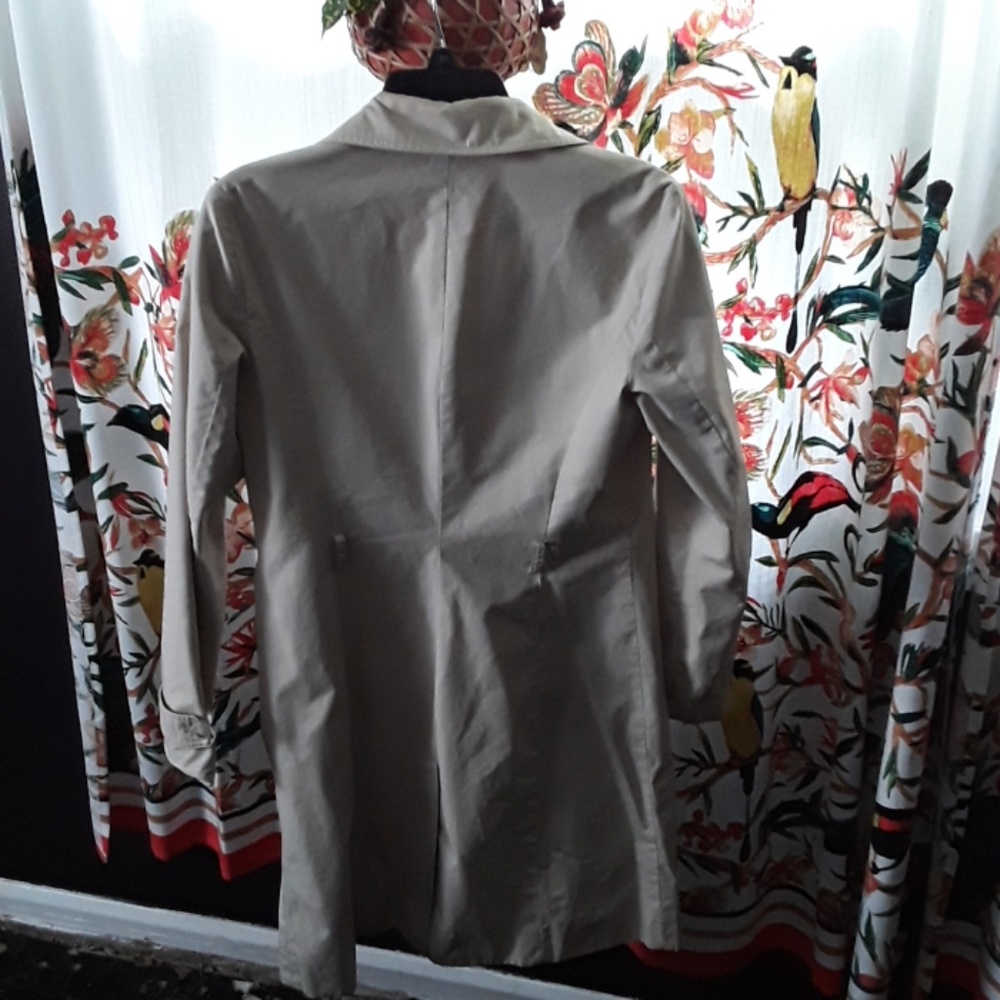 Jacket - Picture 2 of 5